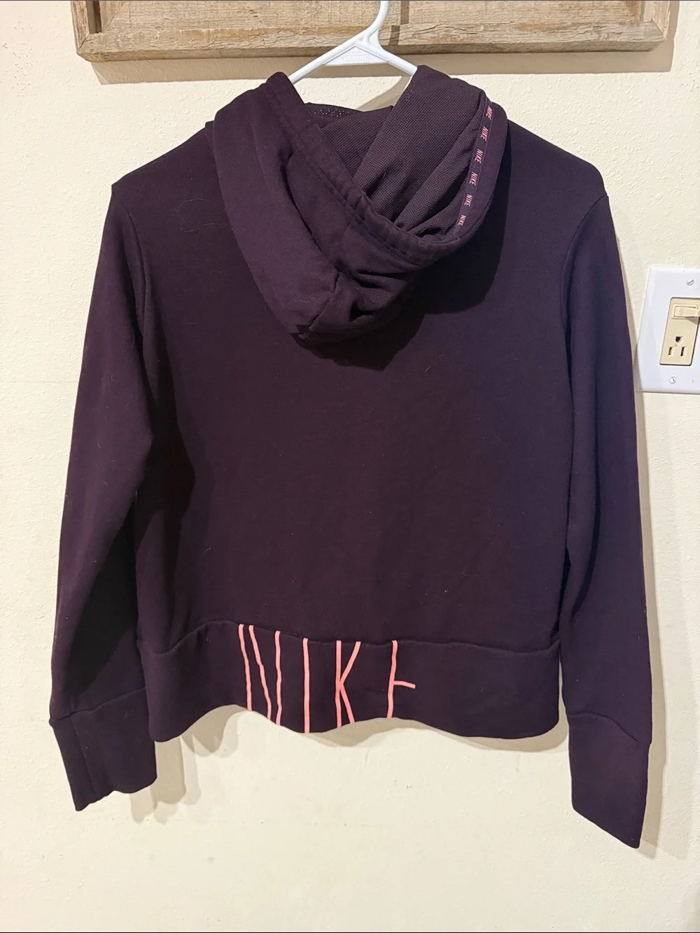 Nike Women’s Maroon Hoodie with Pink Logo Kangaroo Pocket